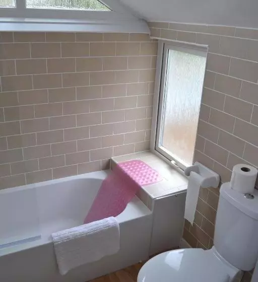 Quarto standard, Varley House