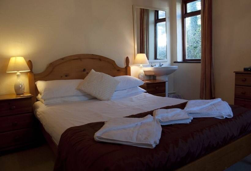 خانه 3 خوابه, Wringford Cottages