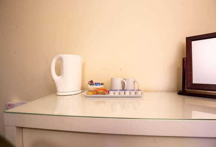 غرفة قياسية لذوى الاحتياجات الخاصة, Longforgan Coaching Inn