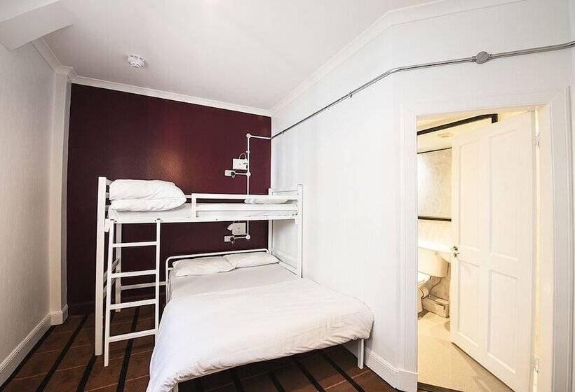 חדר סטנדרט לשלושה, Safestay Glasgow Charing Cross