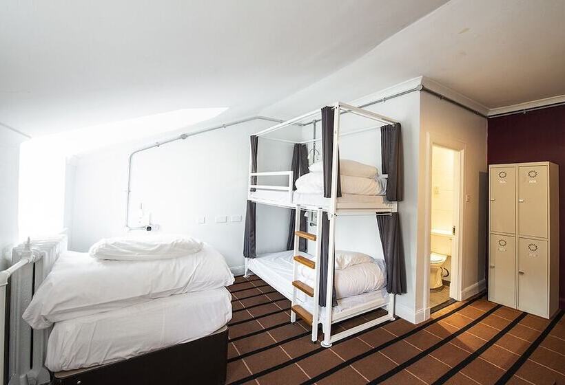 מיטה בחדר משותף, Safestay Glasgow Charing Cross