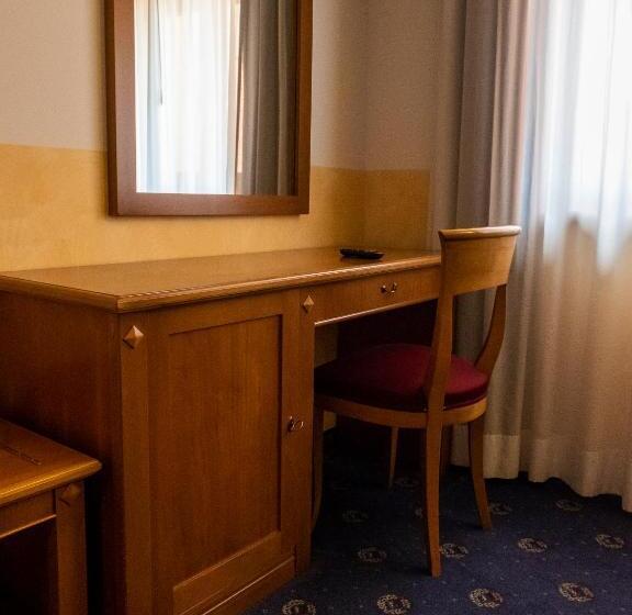 Номер Стандарт, Ristorante Centrale