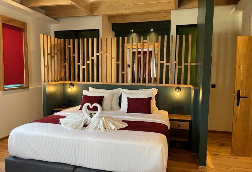 디럭스 스위트, Artion Boutique By Enorme