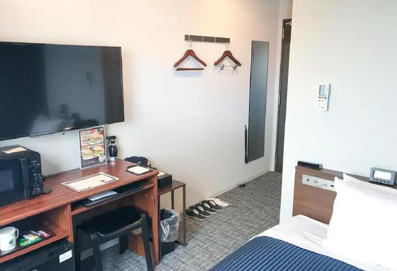 ダブルベッドのベーシックルーム, Livemax Fukushima Koriyama