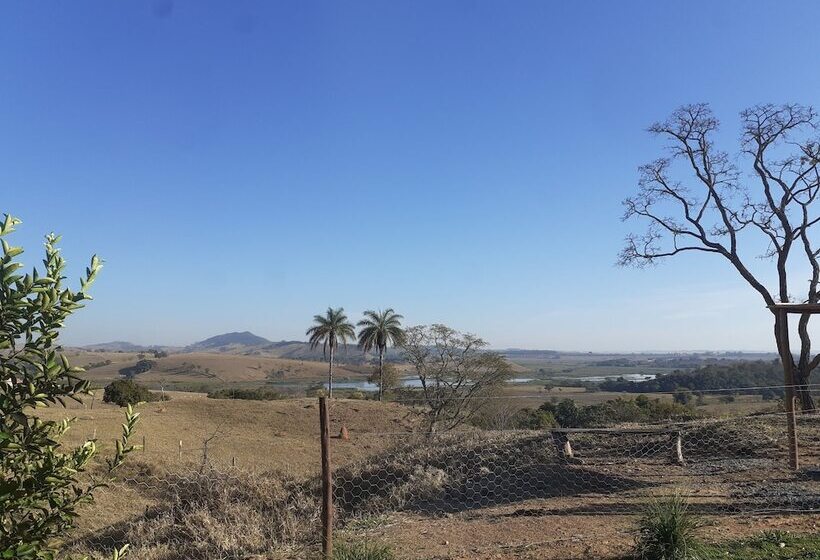 Quarto Triplo Standart, Pousada Flores De Ipê