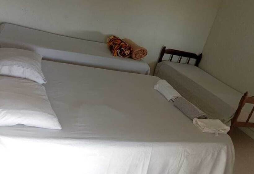 Quarto Triplo Standart, Pousada Flores De Ipê