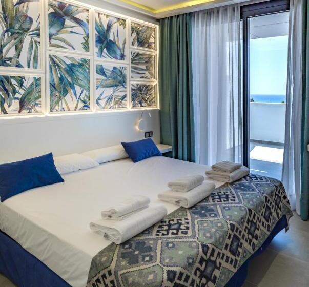 デラックススイート, Playa De La Plata