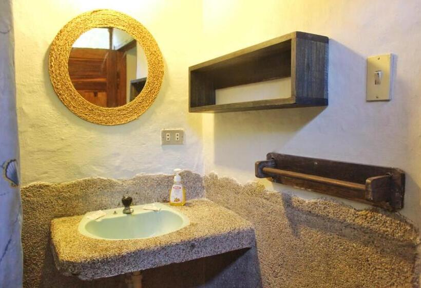 اتاق استاندارد چهار تخته, Las Cabañas De La Iguana