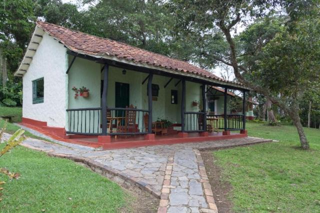 스탠다드 트리플 룸, Campestre Los Arrayanes