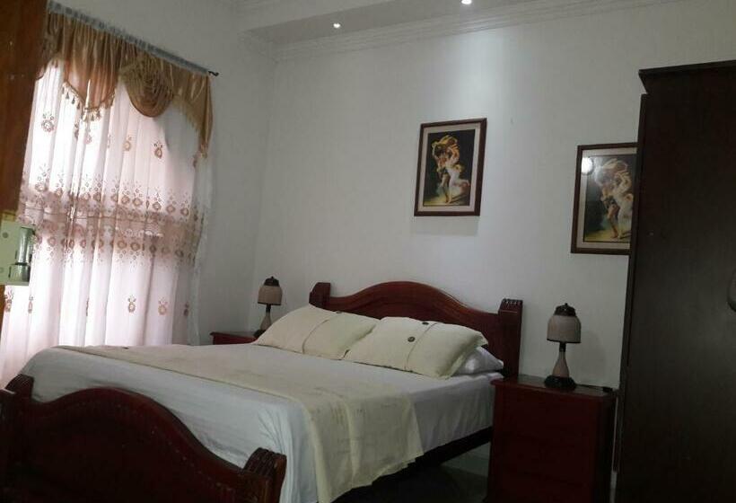 Номер Deluxe, Costa Del Sol Mav