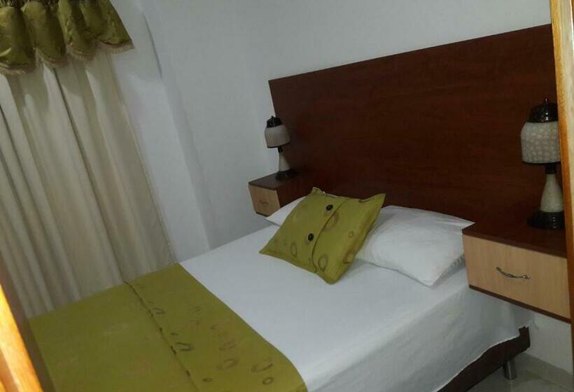 Номер Deluxe, Costa Del Sol Mav