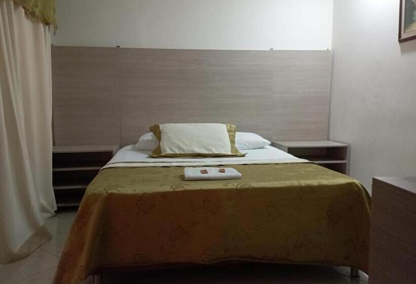 Номер Deluxe, Costa Del Sol Mav