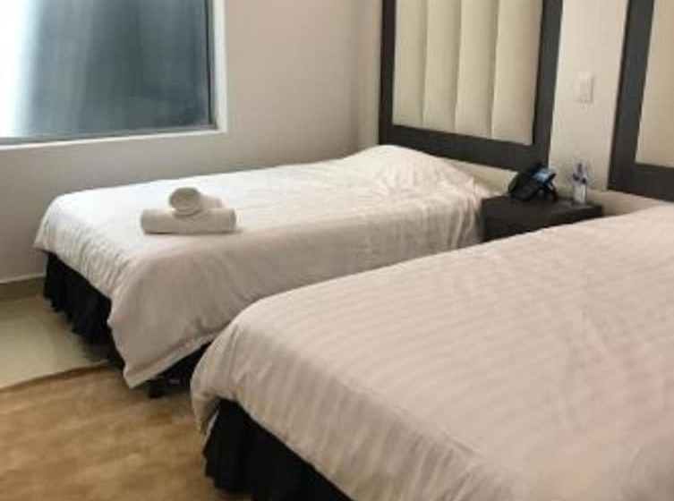 غرفه قياسيه سريرين مزدوجين, San Antonio Guarne