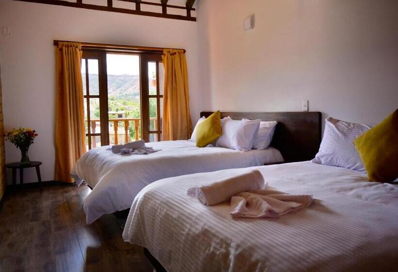 חדר לארבעה סטנדרטי עם מרפסת, San Luis Sachica