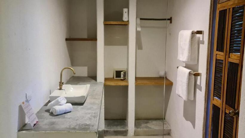 オーシャンビューデラックススイート, Senda Maloka Barlovento