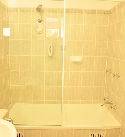 חדר משפתחתי סופריור, Chittaway Motel