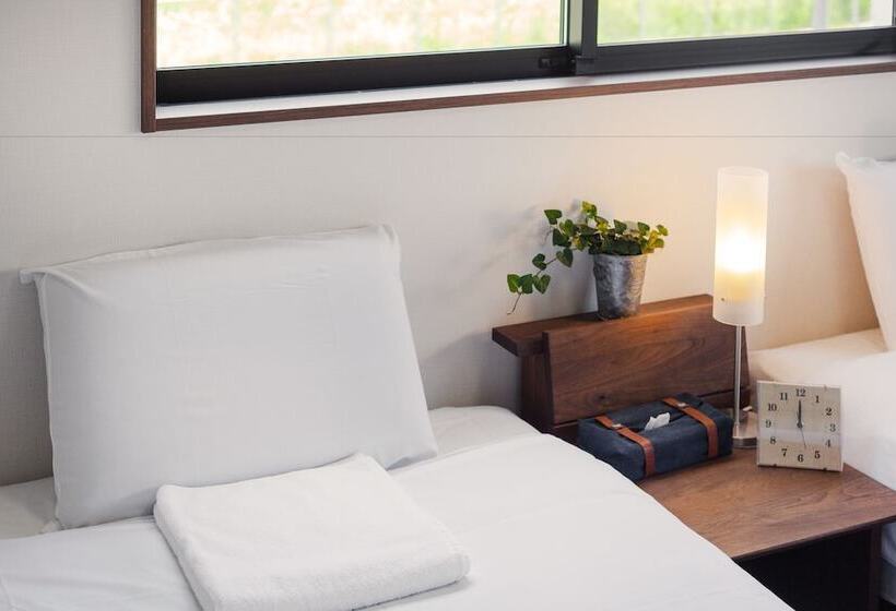 غرفة قياسية حمام مشترك, Racine Home Harie