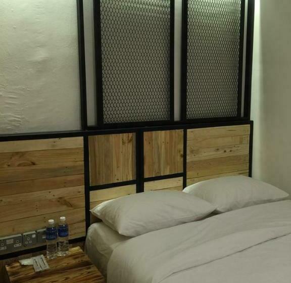 غرفة قياسية, The Oikos