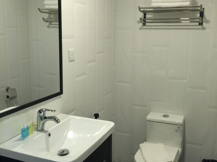 غرفة ديلوكس عائلية, The Oikos