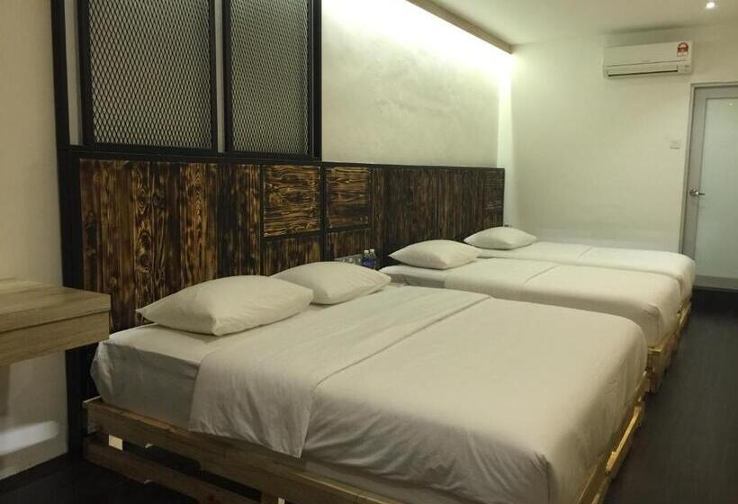 غرفة سوبيريور عائلية, The Oikos