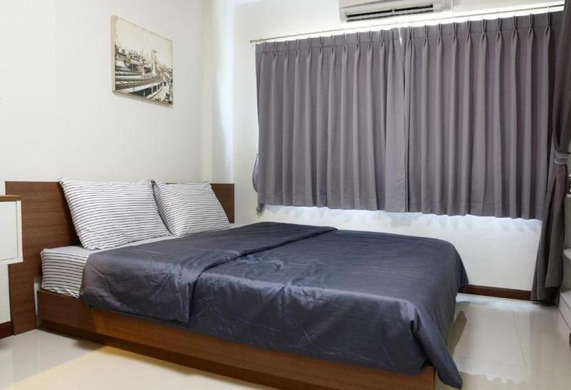 스위트, The September Salaya