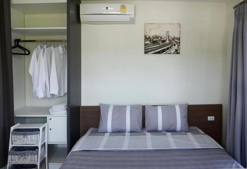 스위트, The September Salaya