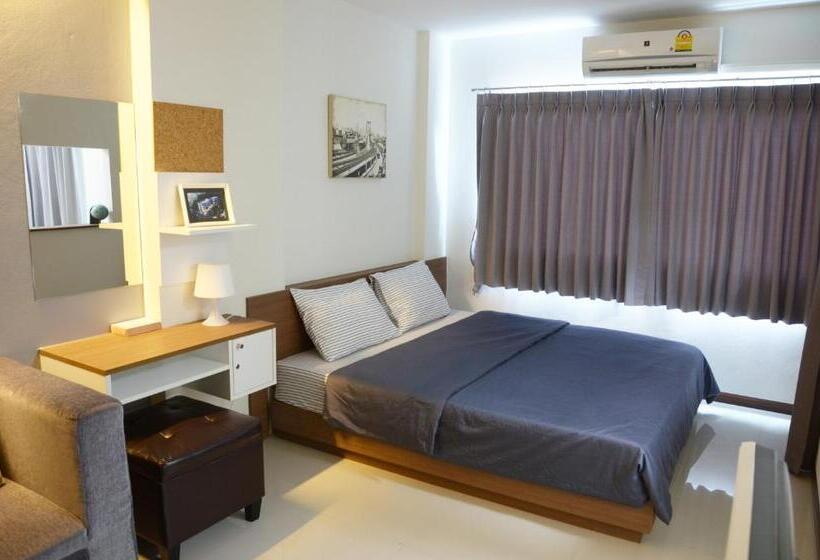 스위트, The September Salaya