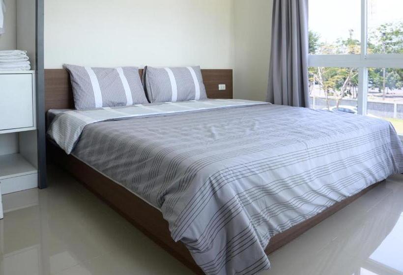 스위트, The September Salaya