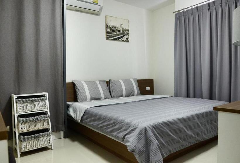 스위트, The September Salaya