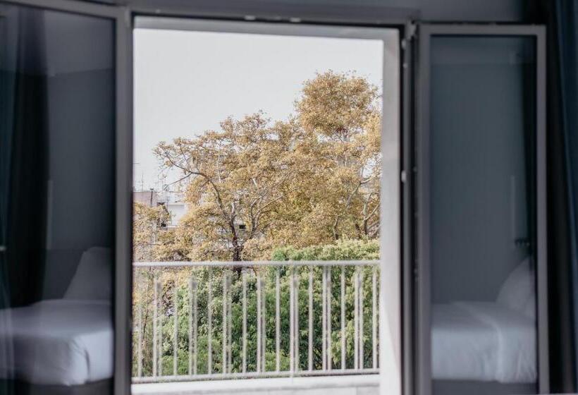 סוויטת ג'וניור עם טרסה, Aya