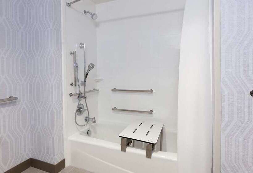 غرفة قياسية, Hampton Inn Columbus Ne