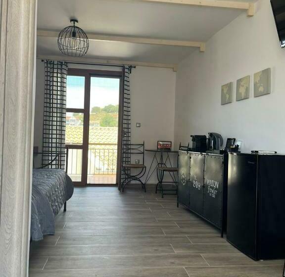 اتاق استاندارد, Vassilis Retreat