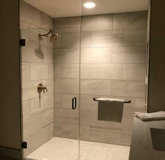 キングサイズベッドのデラックスルーム, The Inn At Meadowbrook