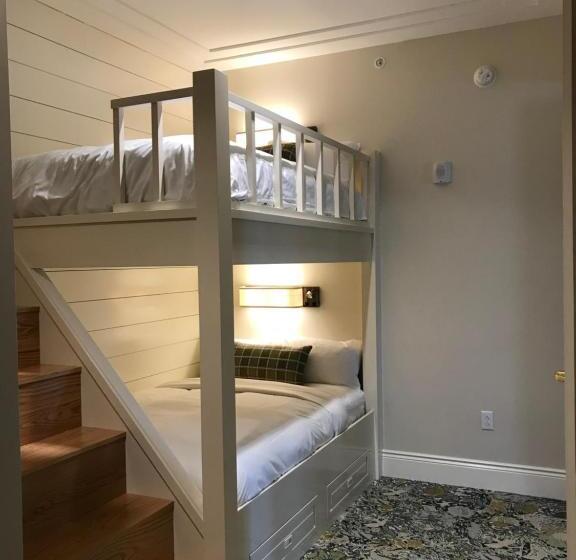 スイート（家族用）, The Inn At Meadowbrook