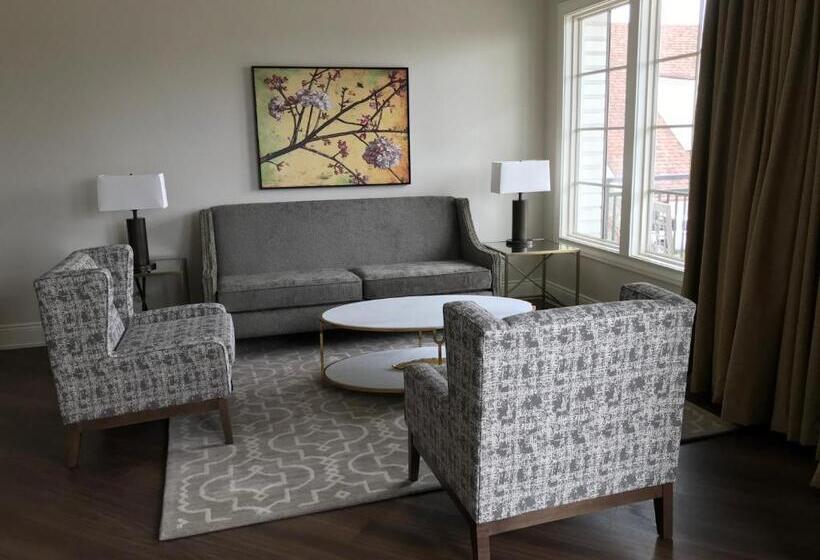 スイート, The Inn At Meadowbrook