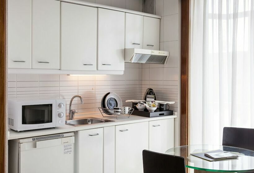 スーペリアールーム, Sercotel Togumar