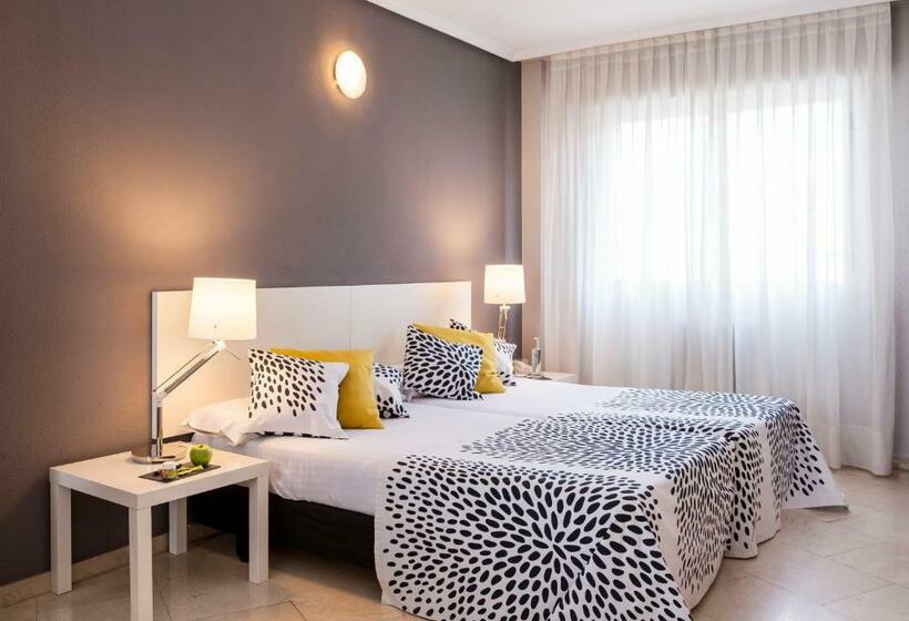 スタンダードルーム, Sercotel Togumar