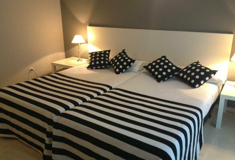 スタンダードルーム, Sercotel Togumar