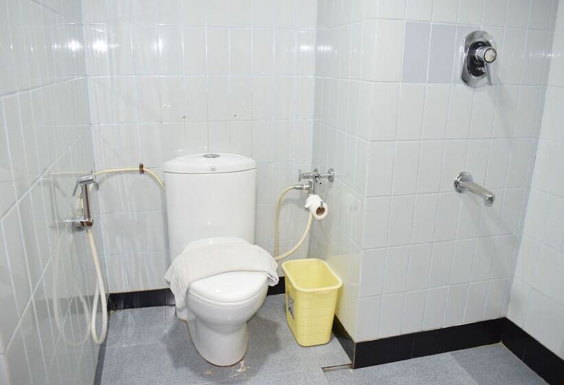 Номер Deluxe, Abad Fort