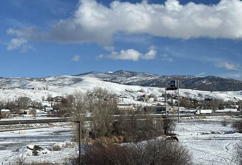 غرفه قياسيه سريرين مزدوجين, Best Western Holiday Hills