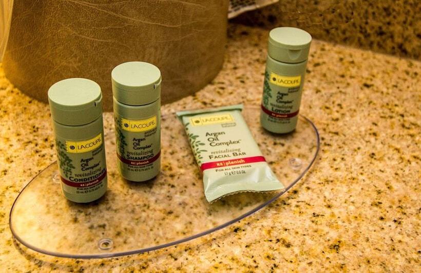 غرفه قياسيه سريرين مزدوجين, Best Western Holiday Hills