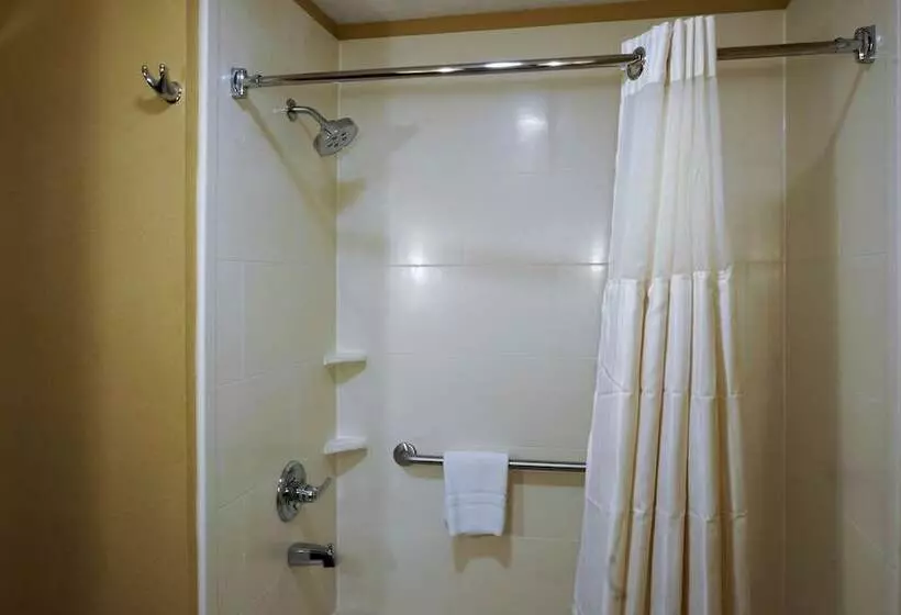 2ダブルベッドのスタンダードルーム, Best Western Plus Georgetown Corporate Center