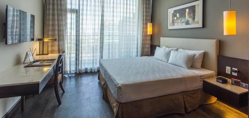 スタンダードルーム, Carlton