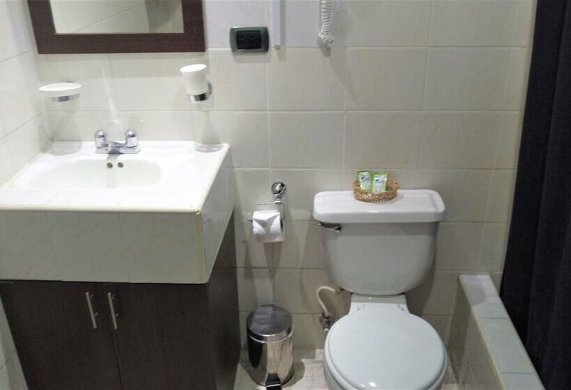 غرفة قياسية, Doral