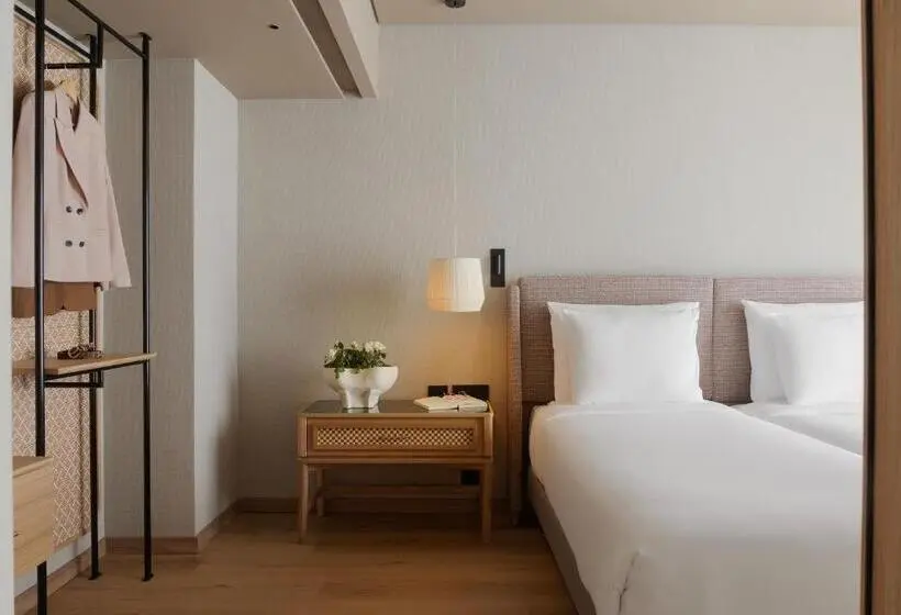 Suite Vista Citt?, Evolution Valbom