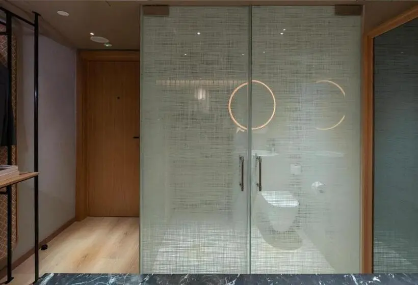 Camera Familiare, Evolution Valbom