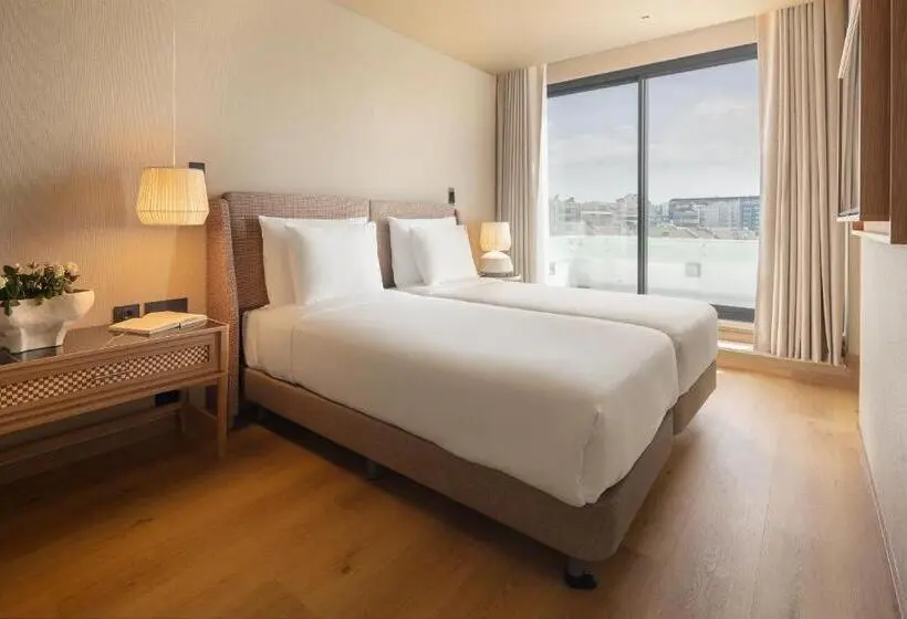 Suite Vista Citt?, Evolution Valbom