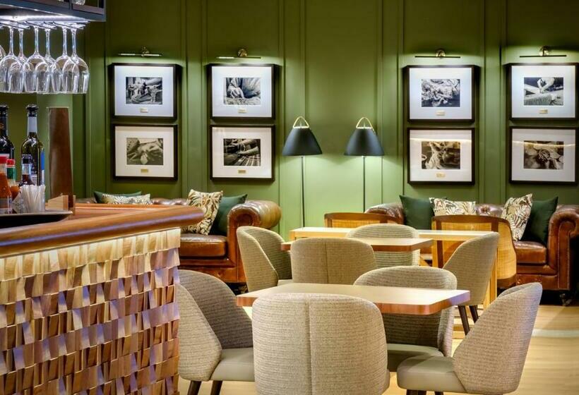 اتاق استاندارد, Evora