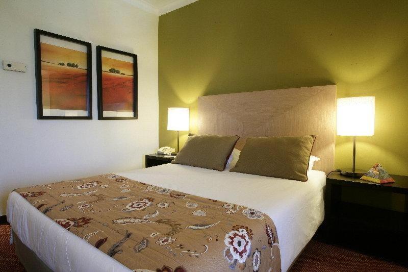 اتاق استاندارد, Evora