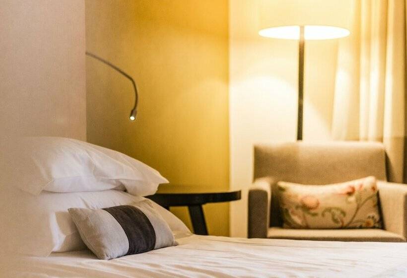 اتاق استاندارد, Evora